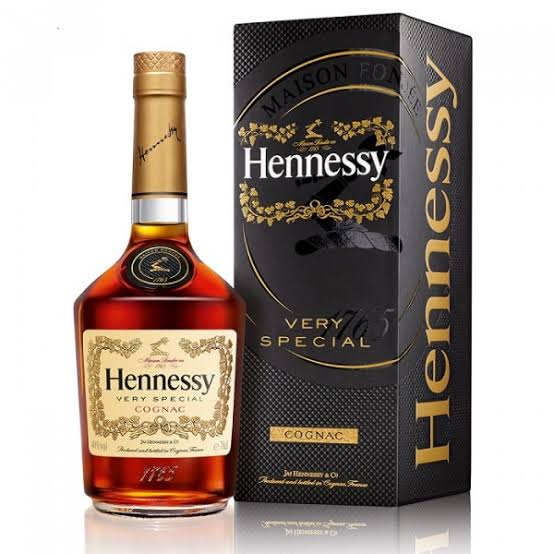 Hennessy VS Cognac 70cl - Makdwn 